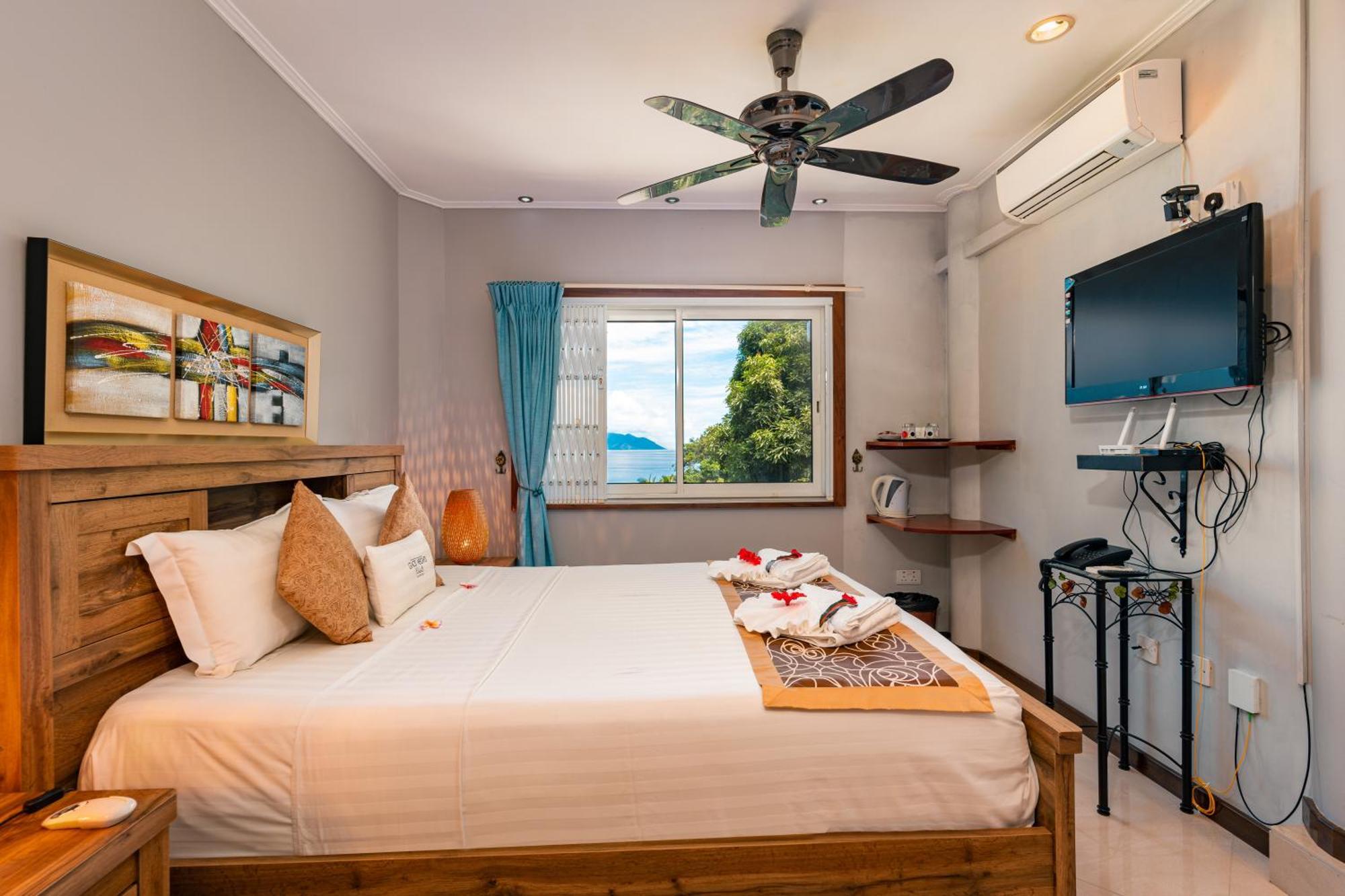 Nocleg ze śniadaniem Glacis Heights 3*