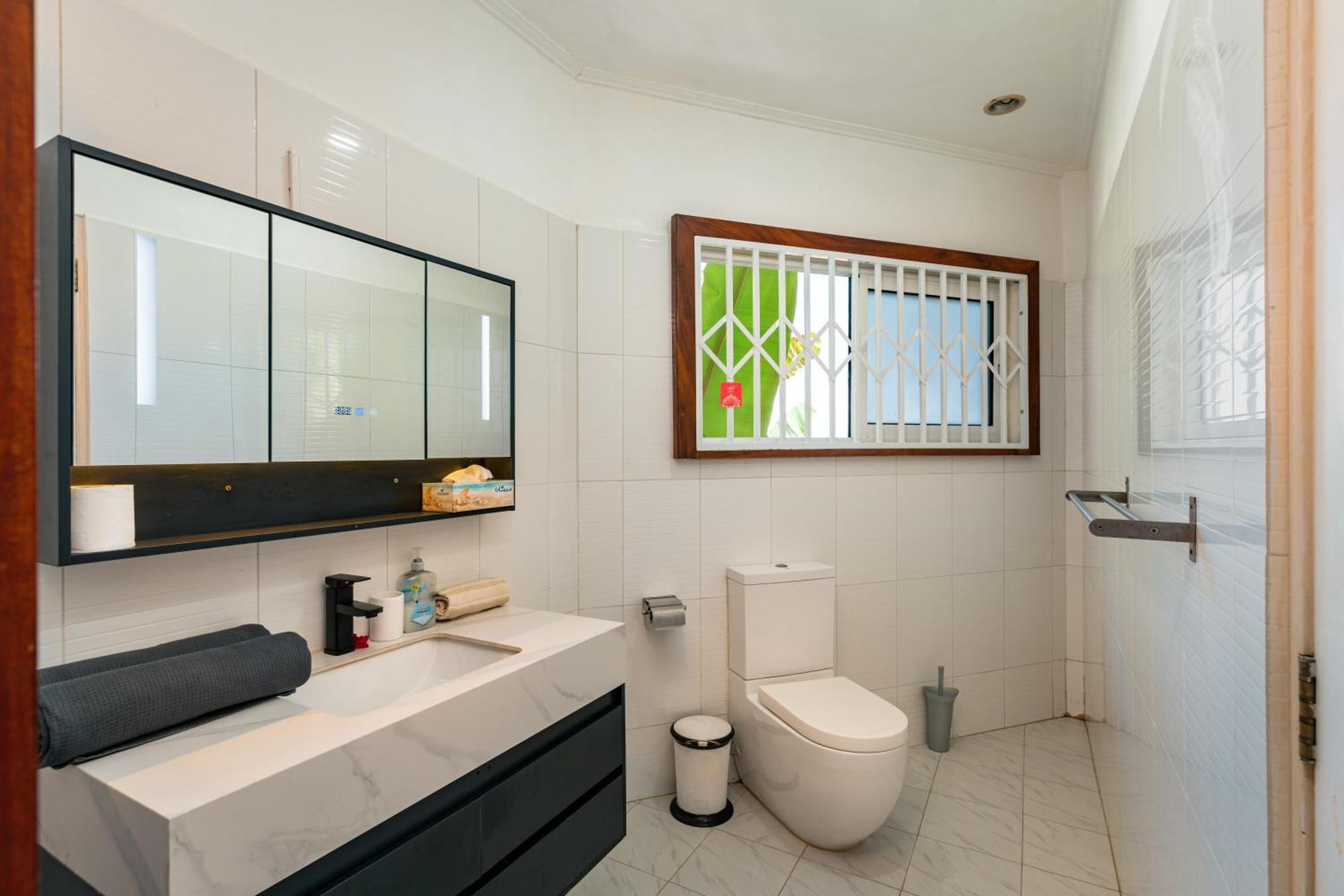 Glacis Heights 3*