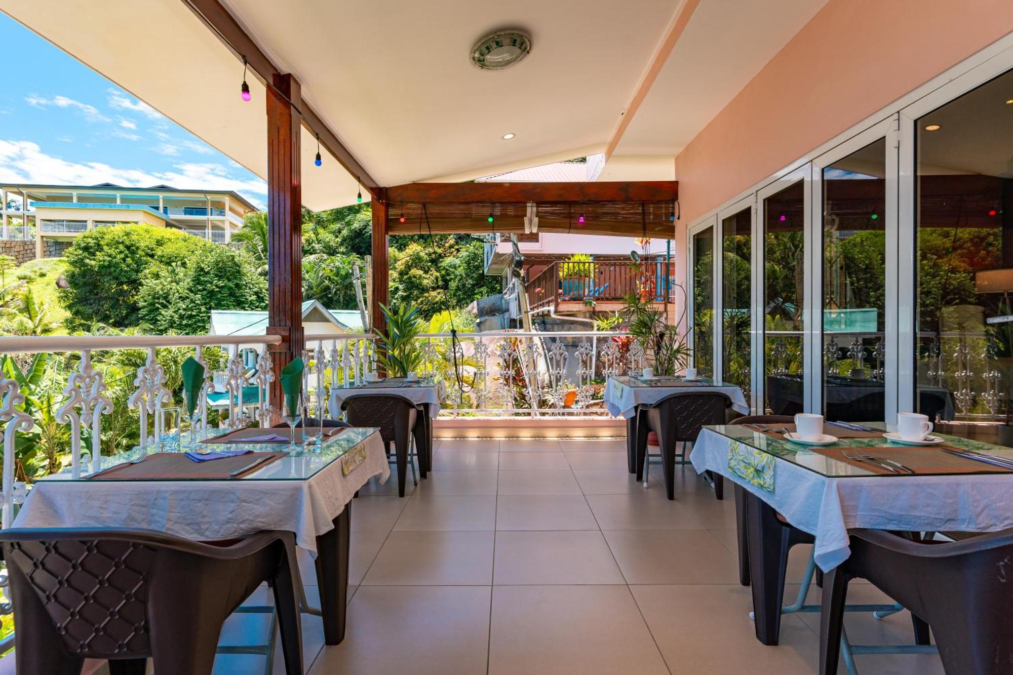 Glacis Heights Bed & Breakfast