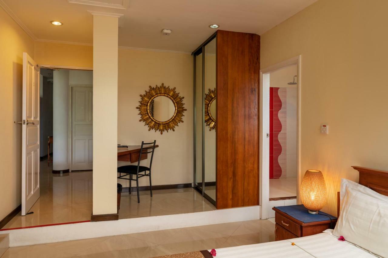 Glacis Heights Bed & Breakfast